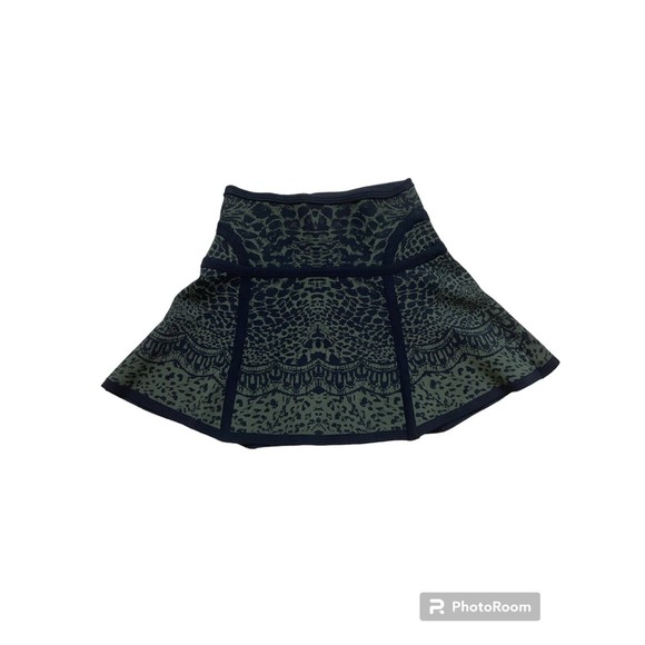 Diane Von Furstenberg Flote Reptile Print Jacquard Knit Olive Mini Flare Skirt - Picture 3 of 10